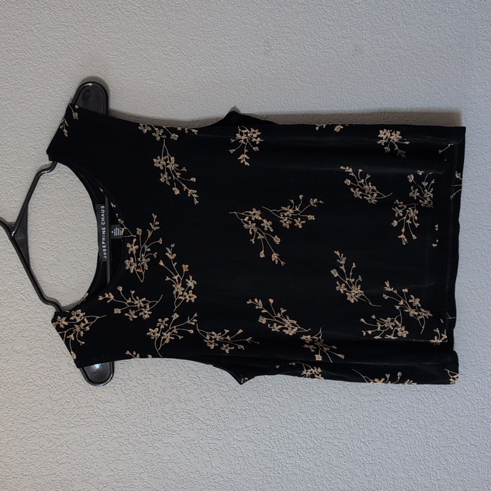 Josephine Chaus sleeveless tank